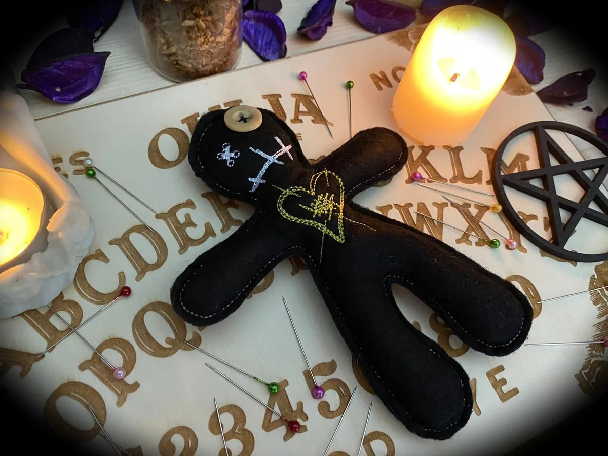 Bambolina Voodoo della strega