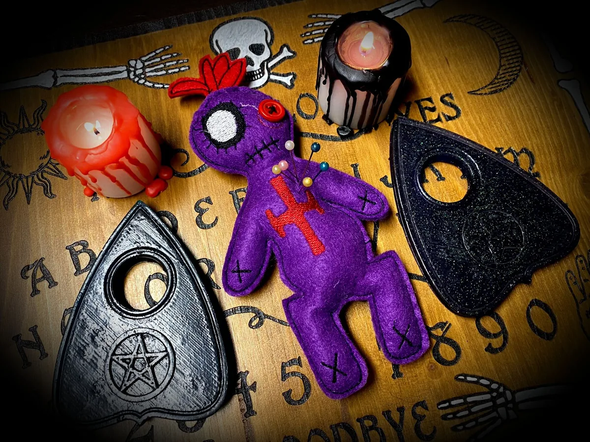 Bambolina Voodoo della strega
