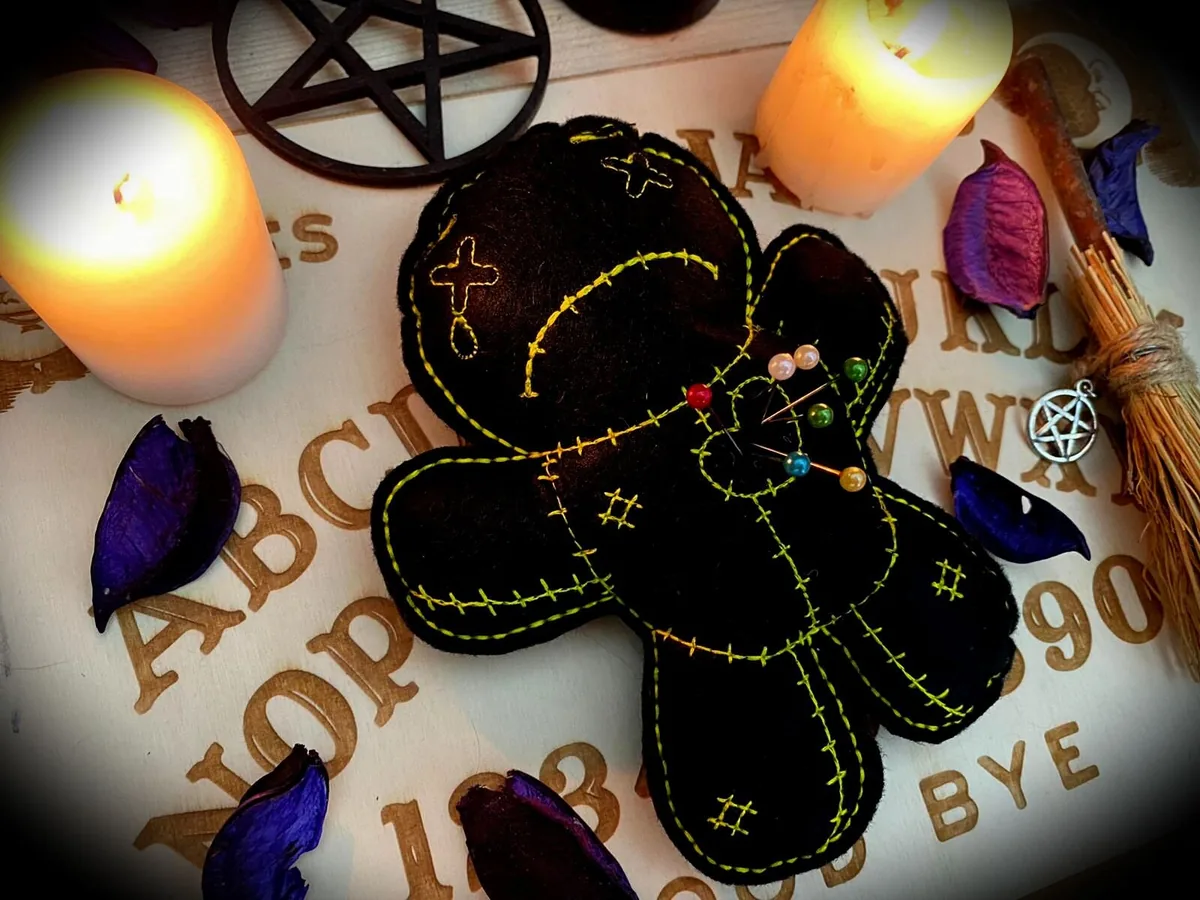 Bambolina Voodoo della strega