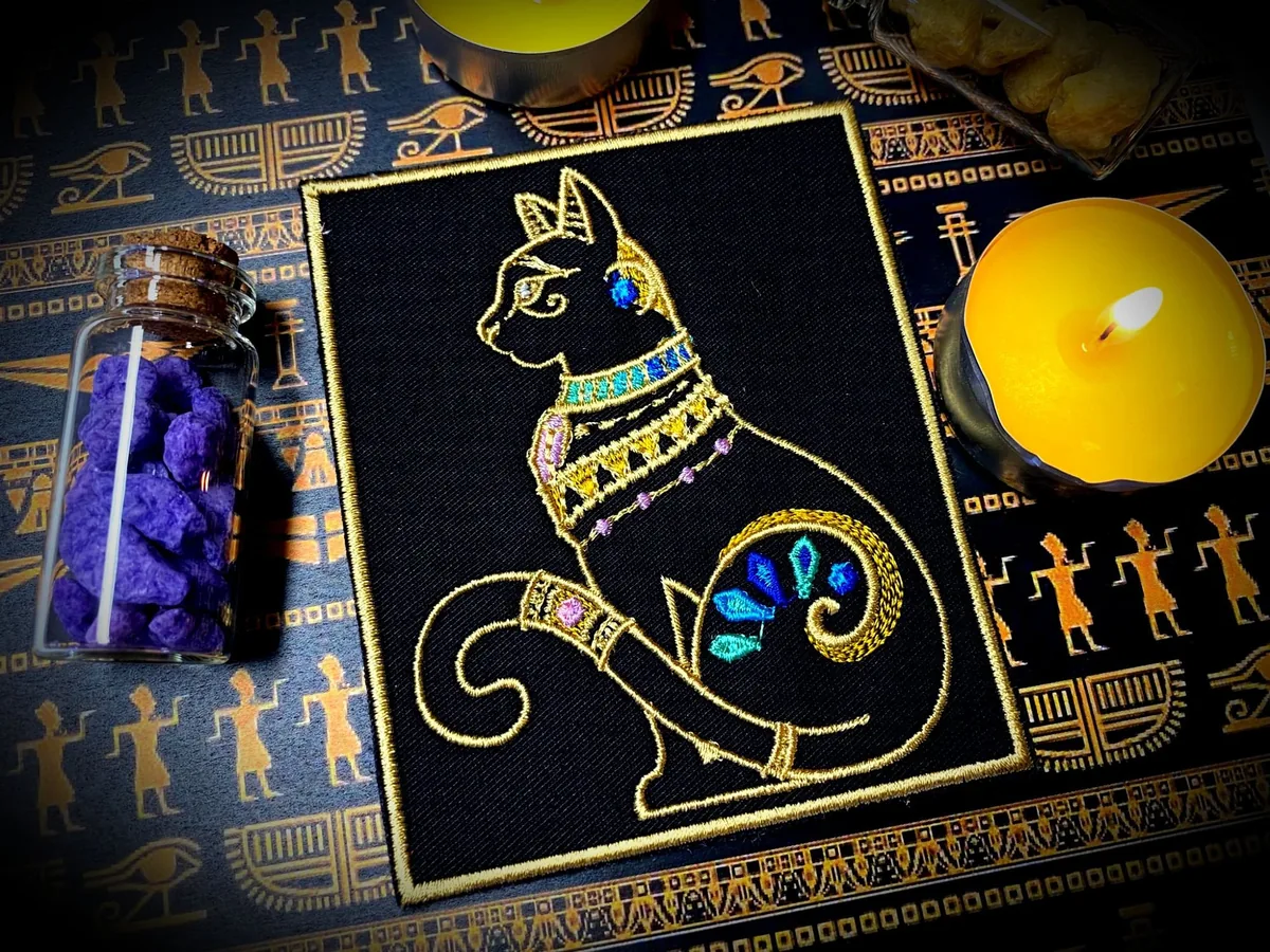 Toppa ricamata Bastet- pagano paganesimo ricamo strega rituale