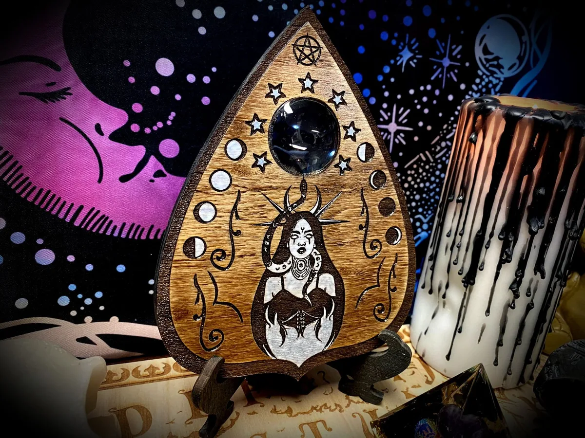 Hecate Spirit
