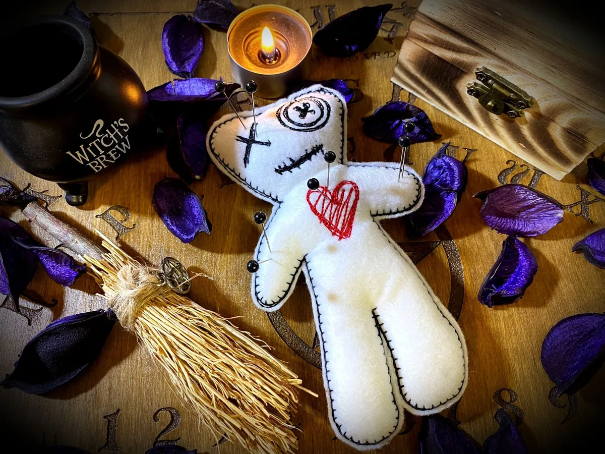 Bambolina Voodoo della strega
