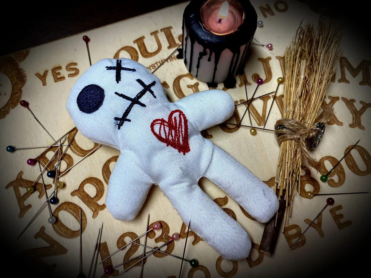 Bambolina Voodoo della strega