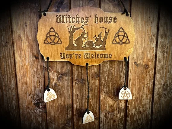 I cartelli delle Streghe: Witches' House