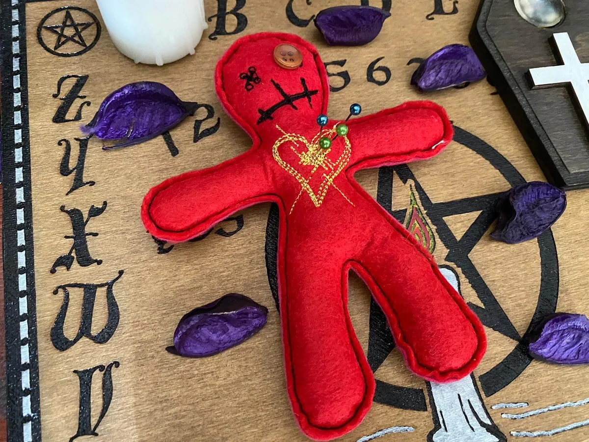 Bambolina Voodoo della strega