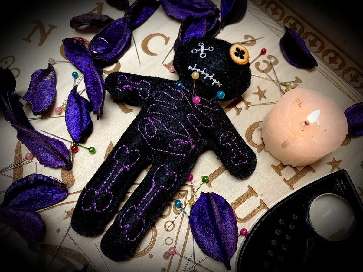 Bambolina Voodoo della strega