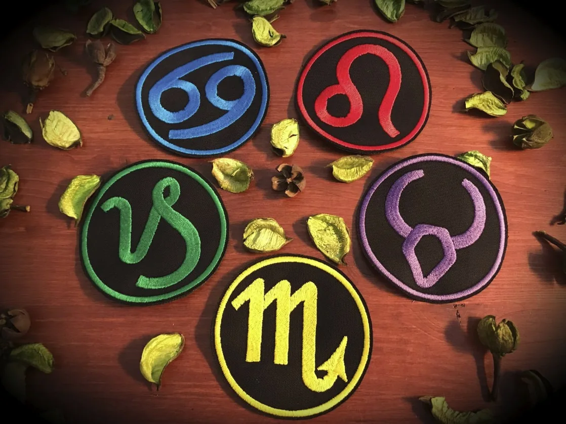 Toppe ricamate segni zodiaco- wicca wiccan paganesimo ricamo