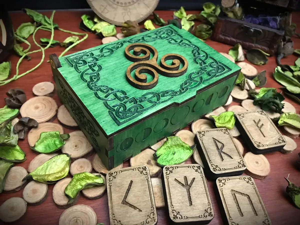 Set rune Futhark con scatola -paganesimo pagano strega