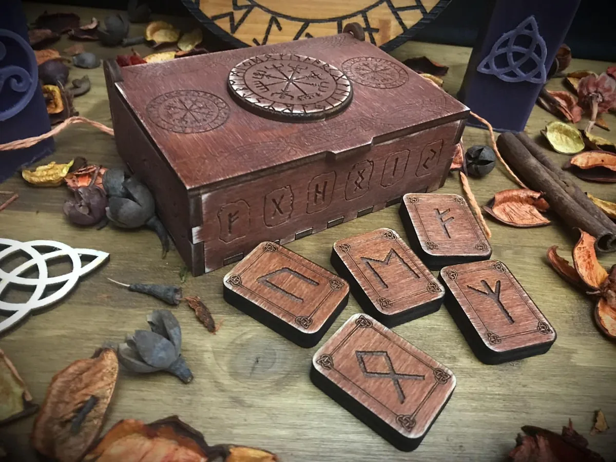Set rune Futhark con scatola